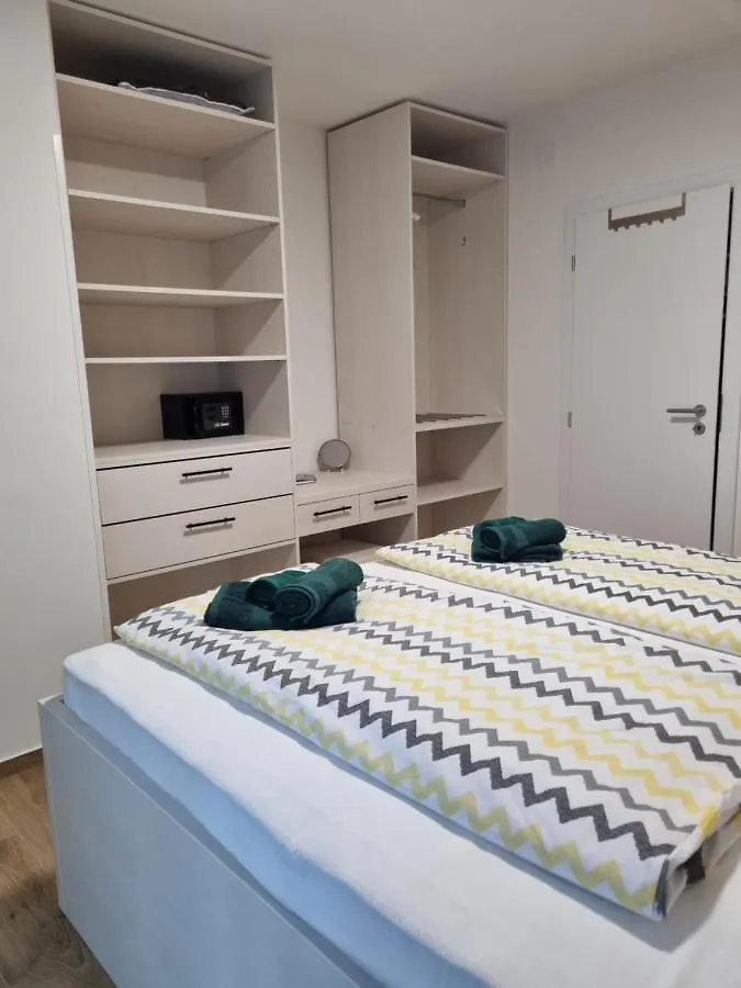 Apartmani Viva Lovran 0*,